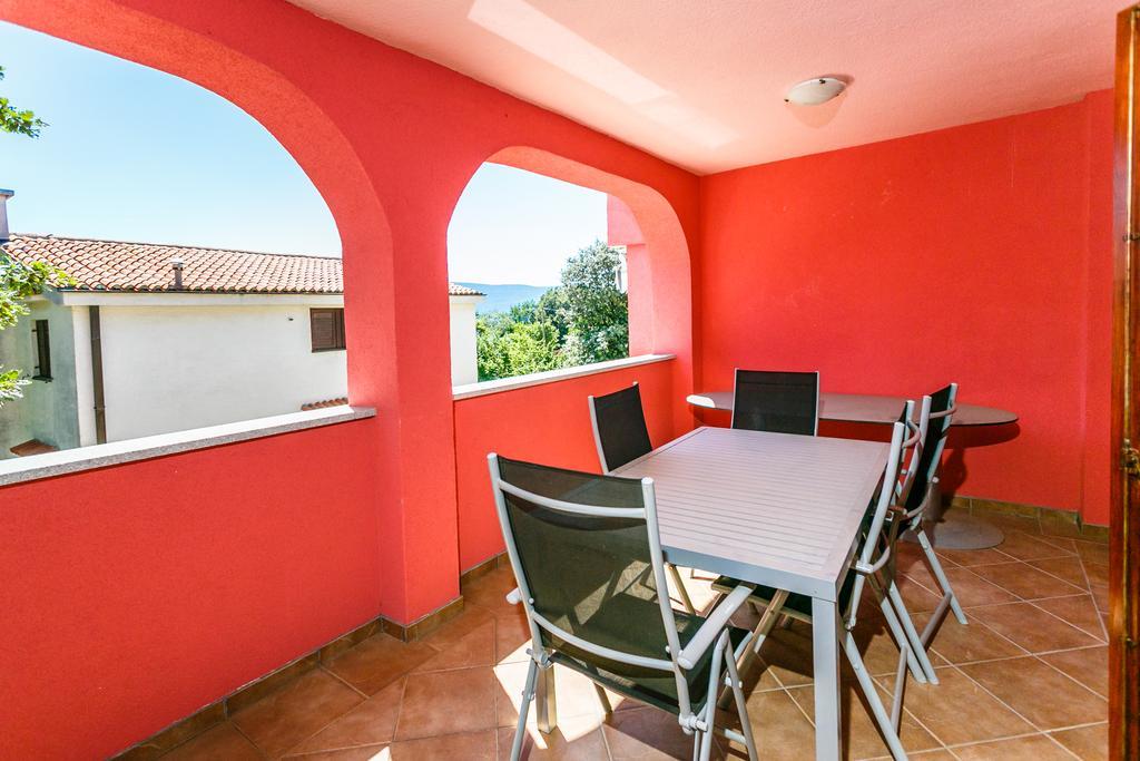 Apartments Josip Pinezići Habitación foto